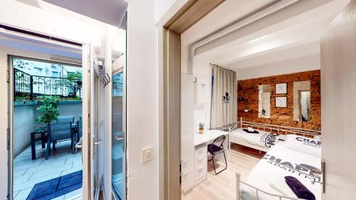 Chaplin Apartment - Free Garage Parking, Liubliana (foto 2)