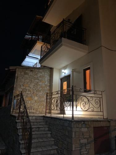 Bejárat, Lithos Villas Kalavryta in Kalavryta