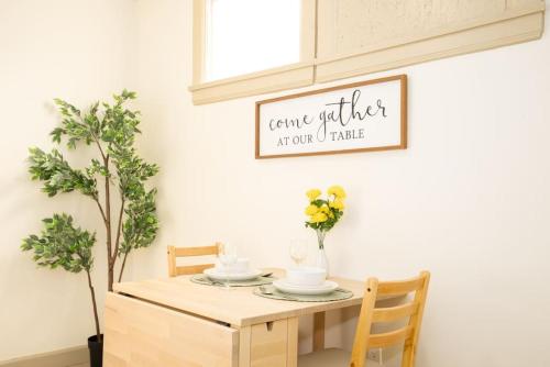 Charming 1BR unit in the heart of K-Town in Los Angeles, USA