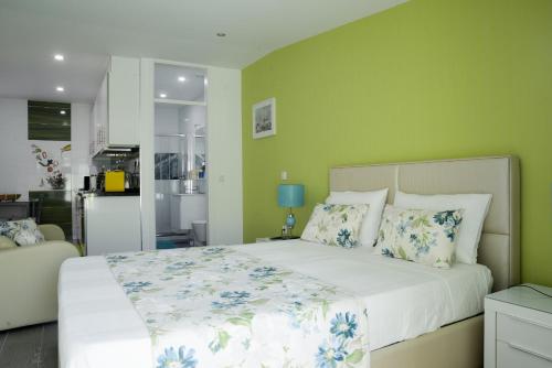 Apartment image 5