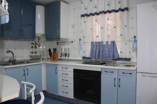 Three-Bedroom House image 2