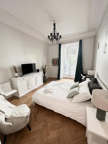 Superbe Appartement de 105 m2, hyper centre avec Terrasse, parking, à 5 min de la mer, Nice (fotografie 6)