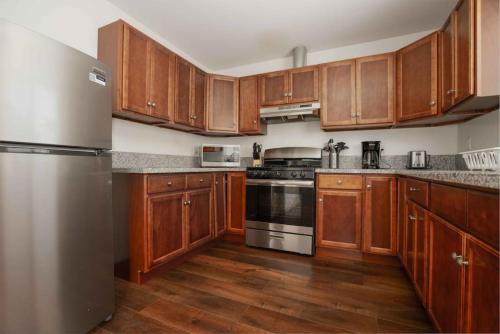 Tranquil 2BR Home in Central LA near Ktown and DTLA in Los Angeles, USA