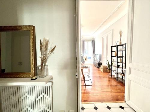 Superbe Appartement de 105 m2, hyper centre avec Terrasse, parking, à 5 min de la mer, Nice (fotografie 5)