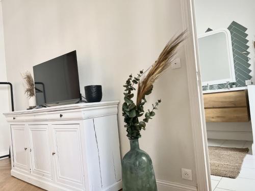 Superbe Appartement de 105 m2, hyper centre avec Terrasse, parking, à 5 min de la mer, Nice (fotografie 9)