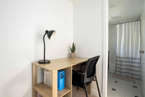 Chic 2BR Condo near Beverly Hills and Culver City in Los Angeles, USA