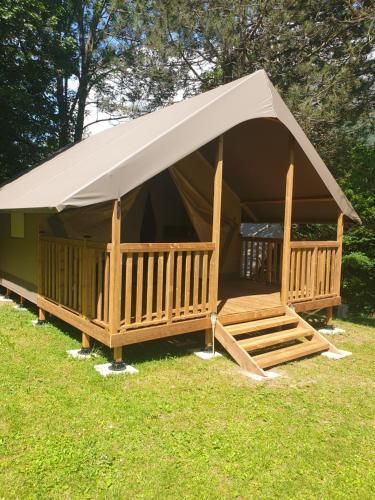 lodge du camping la Porte St Martin