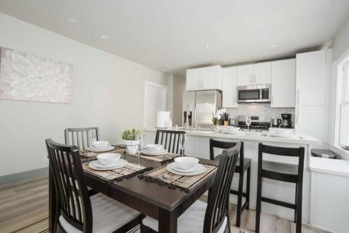 Modern 3BR Home in Pico Union near K-town and USC in Los Angeles, USA