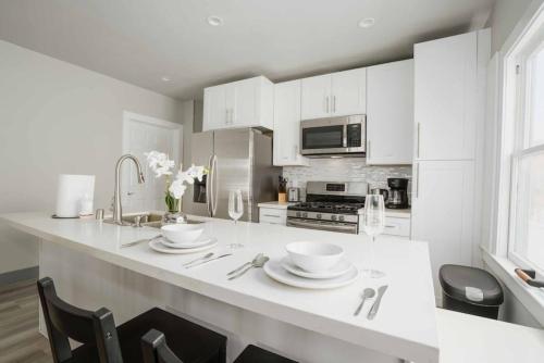 Modern 3BR Home in Pico Union near K-town and USC in Los Angeles, USA