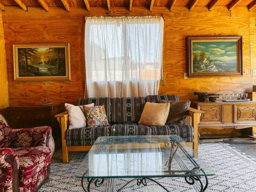 Serene Studio, Yurt Barn near DTLA Silverlake near สวนสาธารณะกริฟฟิธ
