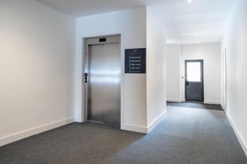 Hemel Apartments- Tranquil Haven