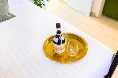 Catania 2 Suite W/private pool,W/heater , WIFI. in Aguadilla