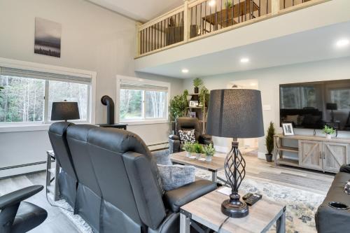Modern Stark Home w/ Game Room, Grill & Fire Pit in Jefferson (NH)