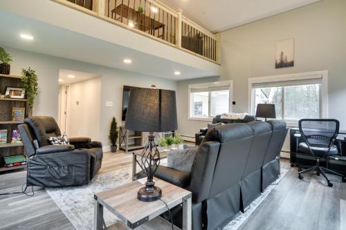 Modern Stark Home w/ Game Room, Grill & Fire Pit in Jefferson (NH)
