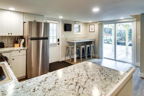 Modern Stark Home w/ Game Room, Grill & Fire Pit in Jefferson (NH)
