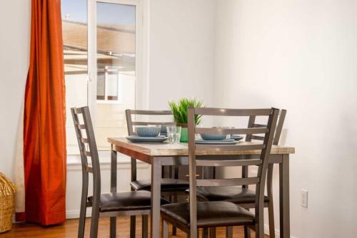 Comfortable 2BR unit in the heart of K-Town in Los Angeles, USA