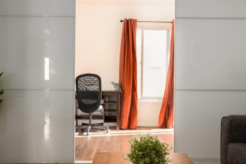 Comfortable 2BR unit in the heart of K-Town in Los Angeles, USA