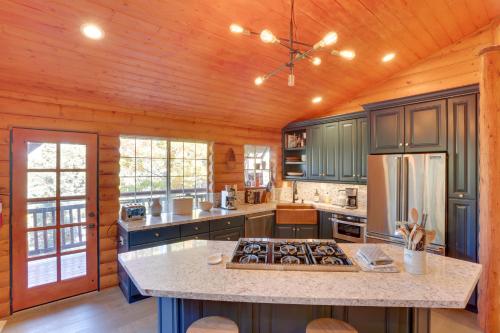 Big Bear Lake Home with Sauna, Grill, and Hot Tub! in Big Bear Lake, USA