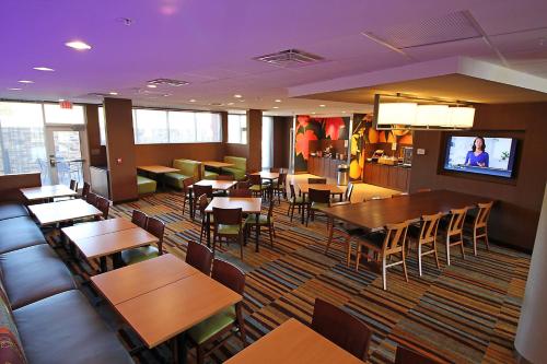 Fairfield Inn & Suites by Marriott London