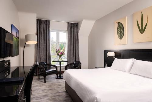 Redcastle Hotel