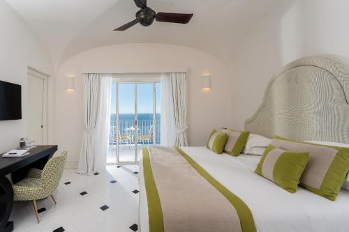Suite with Sea View room in Hotel Miramalfi