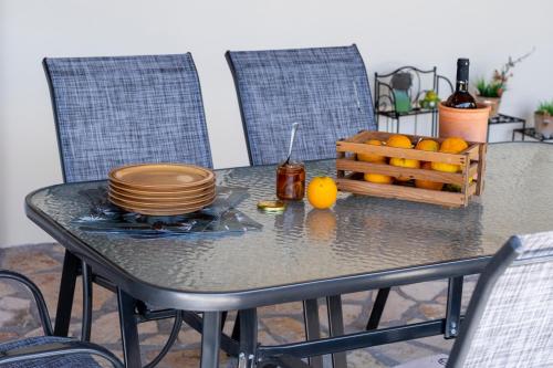 Herakles House - Close to ancient sites near Nafplio. Spacious. Equipped for all-year-round comfort. Herakles House - Close to ancient sites near Nafplio. Spacious. Equipped for all-year-round comfort.