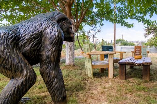 Herakles House - Close to ancient sites near Nafplio. Spacious. Equipped for all-year-round comfort. Herakles House - Close to ancient sites near Nafplio. Spacious. Equipped for all-year-round comfort.