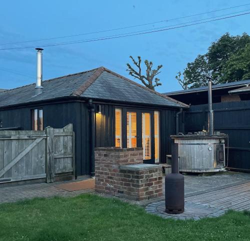 Stable Cottage at Lee Wick Farm Cottages & Glamping, Clacton-on-Sea (foto 8)