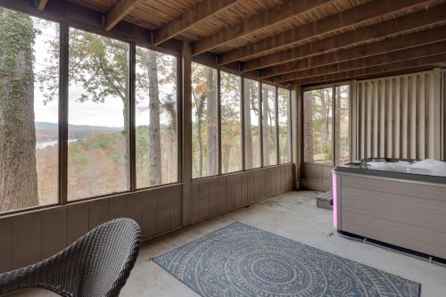 Hot Springs Home with Lake Views Pool and Golf Access! - image 5