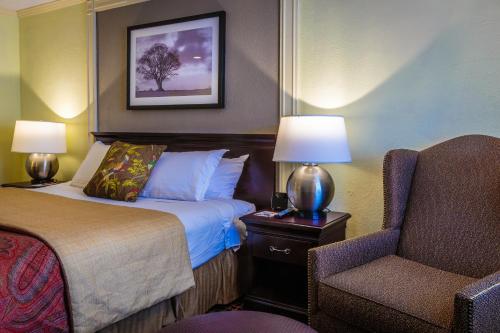 The Olde Mill Inn Basking Ridge in Basking Ridge, USA