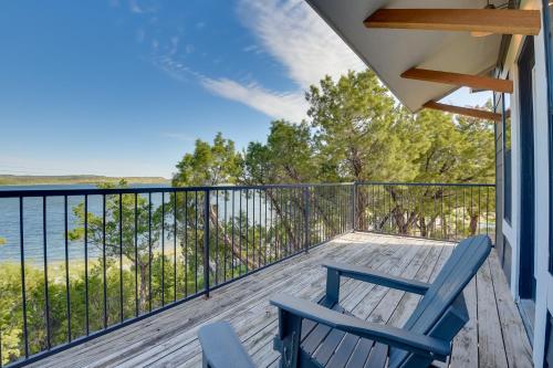 Modern Graford Cabin: Walk to Possum Kingdom Lake! in Graham (TX)