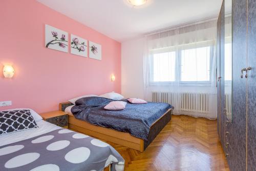 Romance Apartment - image 3