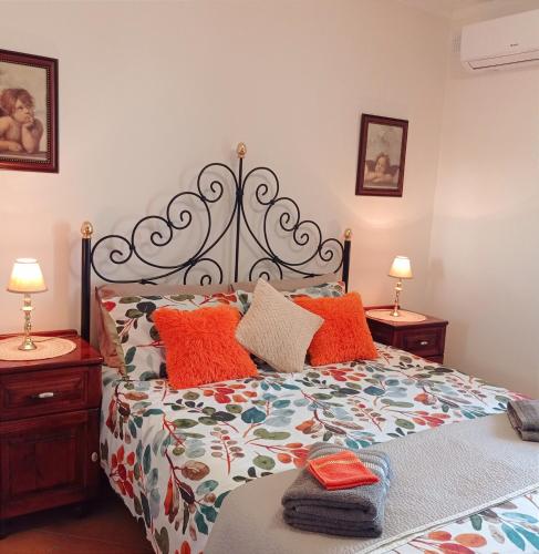 B&B Suggeui - JOSEPH 2, Stylish 2 bedroom flat with terrace, great service guaranteed - Bed and Breakfast Suggeui