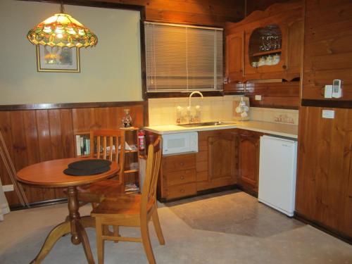 virtuve, Willowlake Cottages in Macs Cove