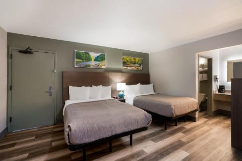 Red Roof Inn Sacramento - Elk Grove - image 7