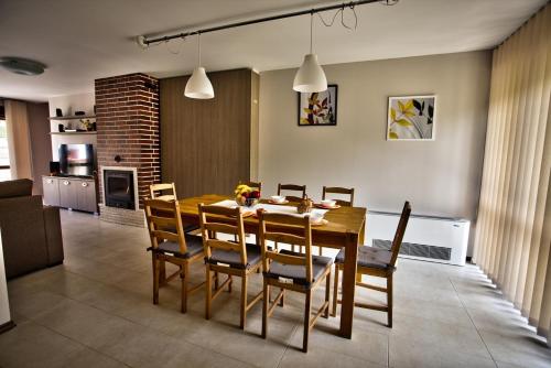 Koplietošanas atpūtas telpa ar TV, Villa Dream in Dobrevtsi