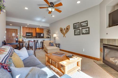 Condo with King Bed 3 Mi to Breckenridge Gondola! in Breckenridge, USA