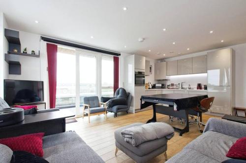 Greenwich O2 Apartment, London