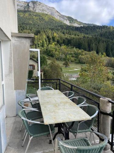 Magnifique maison rénovée, 10pers (Magnifique maison renovee, 10pers) in Rencurel