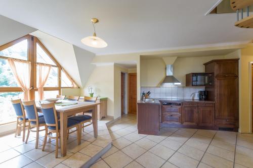 Logis Hotel-Restaurant Petry 5