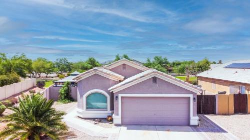 Chic Villa - Pool, hot Tub, hammock, king Bed, wi-fi