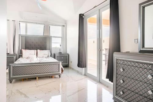 Paradise Coast PR - Penthouse