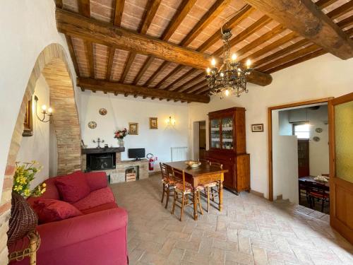  Julie House in Borgatello