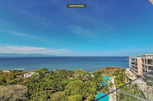 New 3BR Condo - Oceanview Terrace - Private Beach