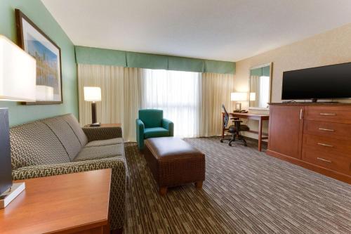 Drury Inn & Suites Birmingham Grandview