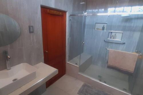 Villa remodelada con Jacuzzi