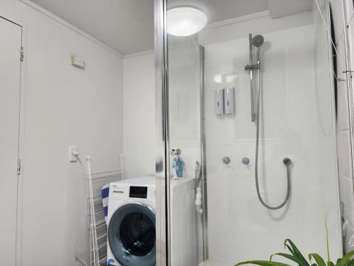 CQN's Apartment - FREE Parking - image 3