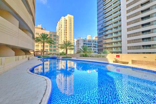 Luxury 1 Bedroom On Marina Walk - image 13