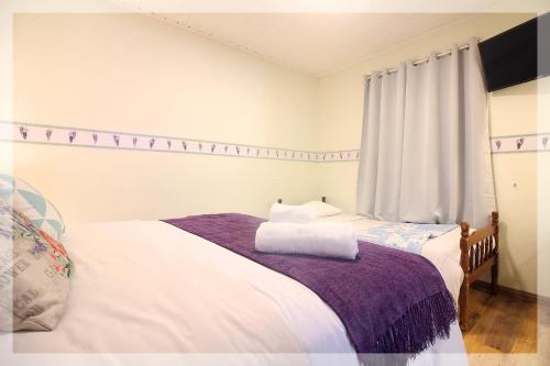 Suite with Garden View image 10