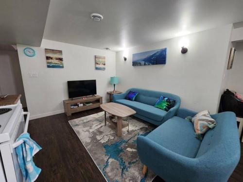 TheAuroras: Vibrant&Cheerful 2 bdrm Stylish suite